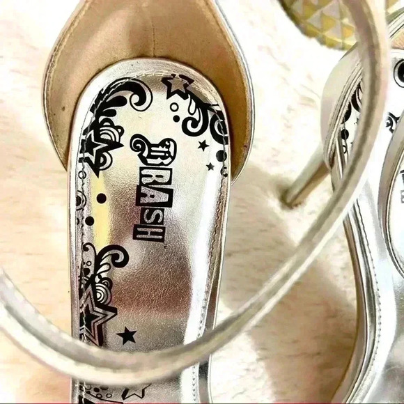 Brash Silver Open Toe Lattice Heeled Sandals - Picture 6 of 16